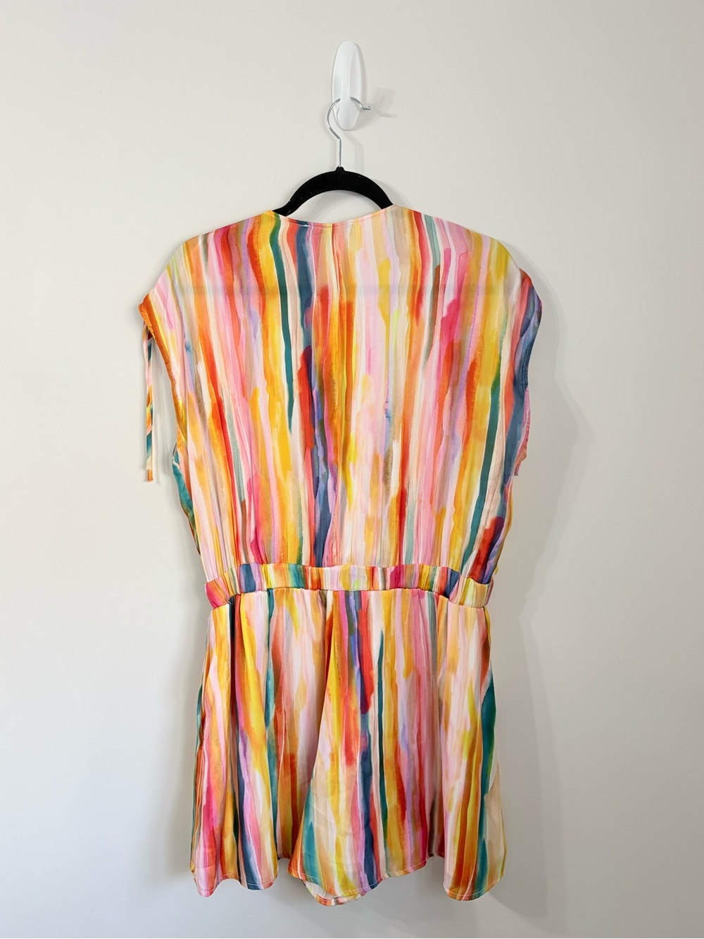 NWT DYNAMITE Watercolor Striped Satin Romper Sz M Vacation Summer Date Night - Picture 4 of 6